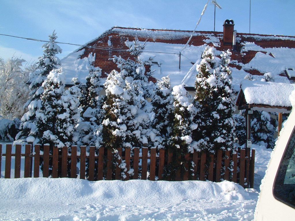 Kisecset-vendégház Extérieur photo
